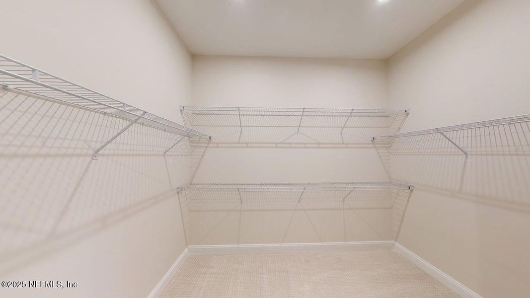 Spacious, unfurnished interior of a new home in RiverTown - Springs, St. Johns (Image 10).