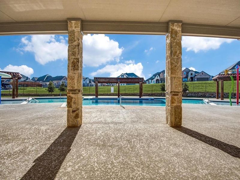 Community amenities in Timberbrook, Justin (Image 31).