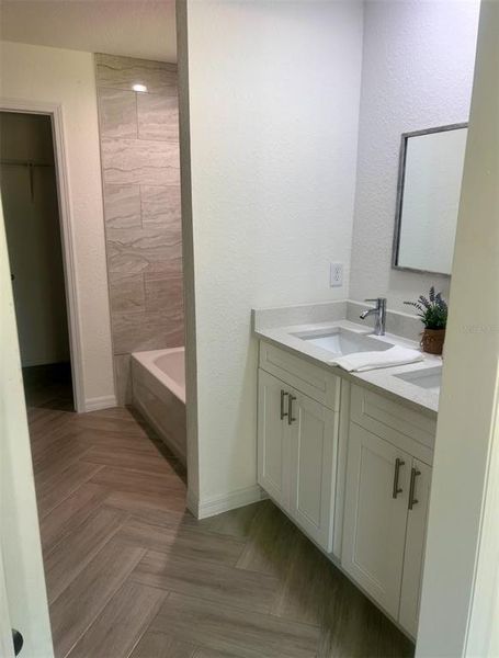 Furnished interior view inside a new home in , Belleview (Image 4).