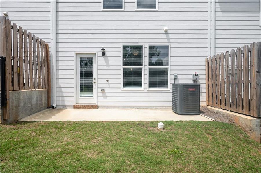 Exterior details and patio area of a home in , Homer (Image 29).
