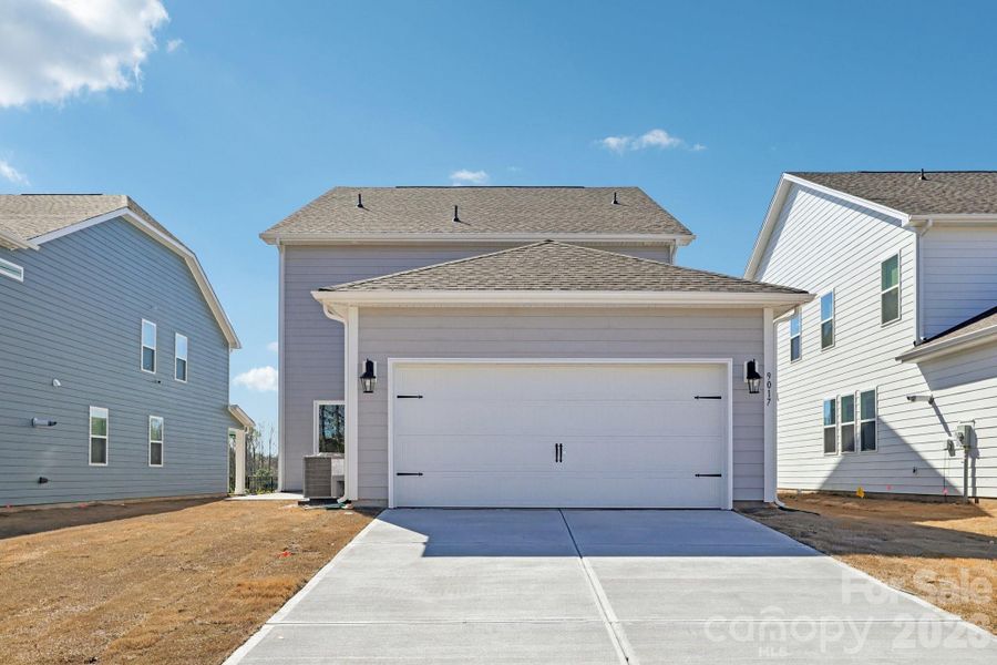 Image 47 of a home in Oak Grove Hill. Image 47 of a home in Oak Grove Hill.