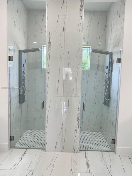 Close-up of interior finishes inside a home in , Lehigh Acres (Image 8). Close-up of interior finishes inside a home in , Lehigh Acres (Image 8).