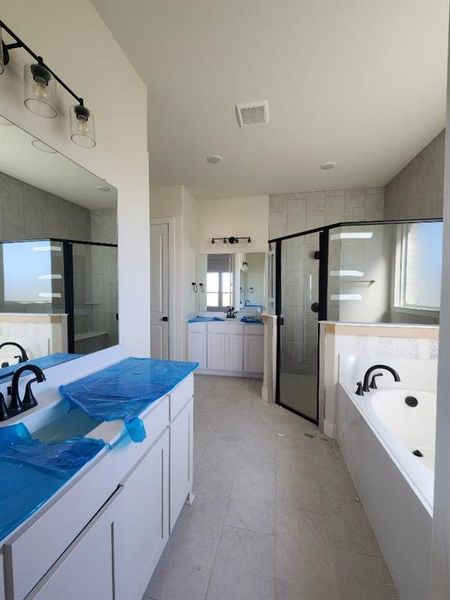 Furnished interior view inside a new home in Rocky Top, Krum (Image 5). Furnished interior view inside a new home in Rocky Top, Krum (Image 5).