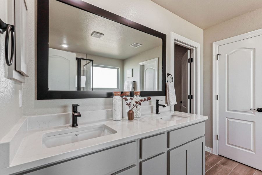Representative furnished interior of a home built from the Franklin by View Homes in Enchanted Hills, El Paso (Image 18).