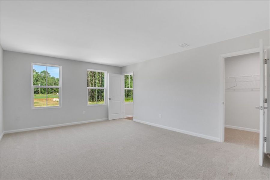 Spacious, unfurnished interior of a new home in Aspen Meadows, Hampton (Image 11).