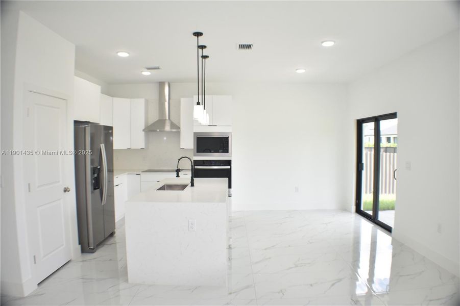 Furnished interior view inside a new home in , Lehigh Acres (Image 8).