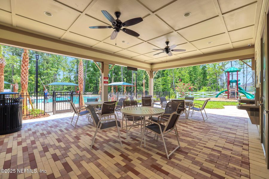 Community amenities in Jennings Farm, Middleburg (Image 31). Community amenities in Jennings Farm, Middleburg (Image 31).