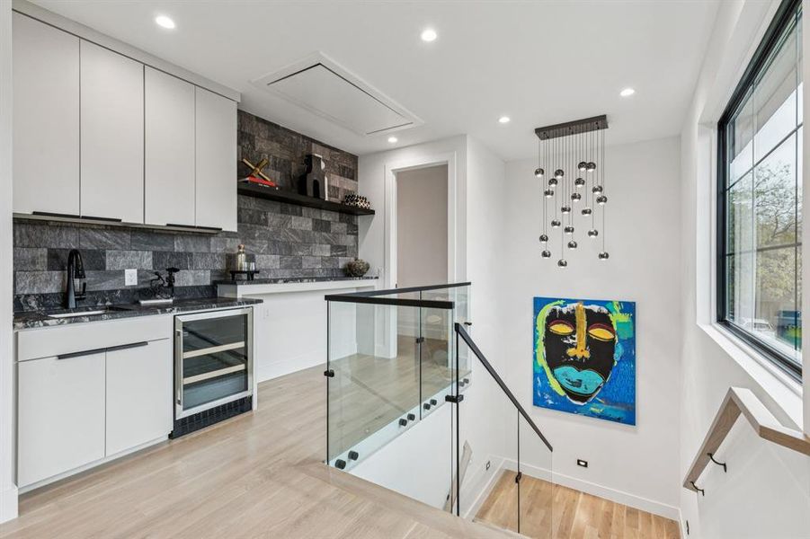 Furnished interior view inside a new home in , Dallas (Image 27). Furnished interior view inside a new home in , Dallas (Image 27).