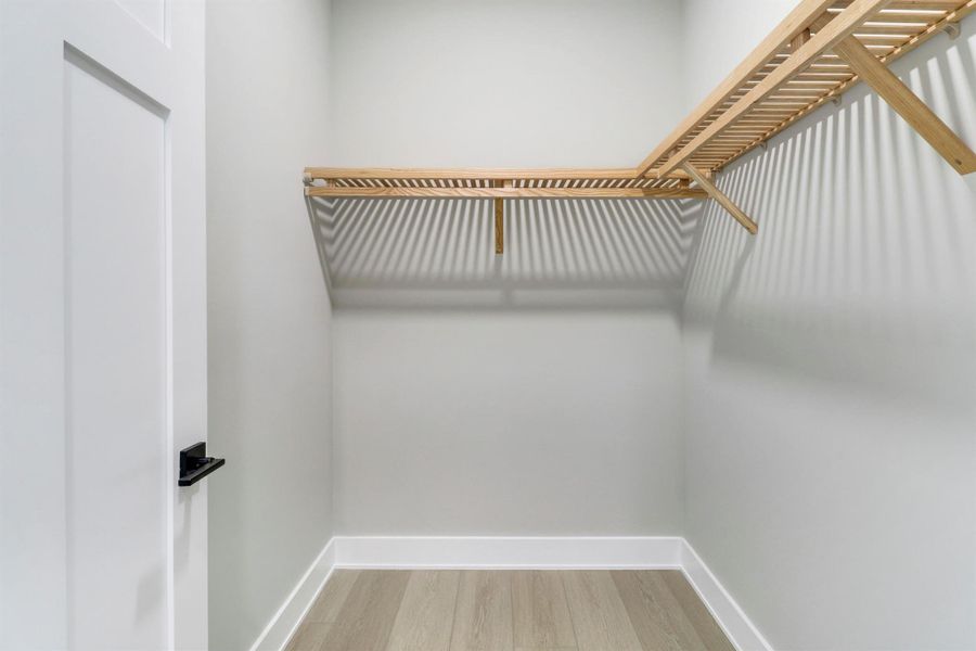 Spacious, unfurnished interior of a new home in , Jensen Beach (Image 53).