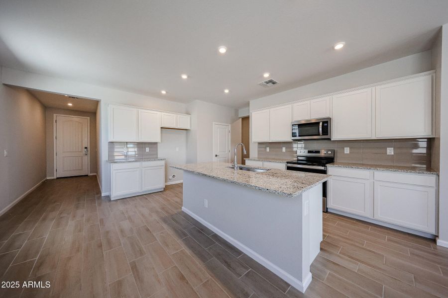 04_Century-Communities_North-Copper-Cany