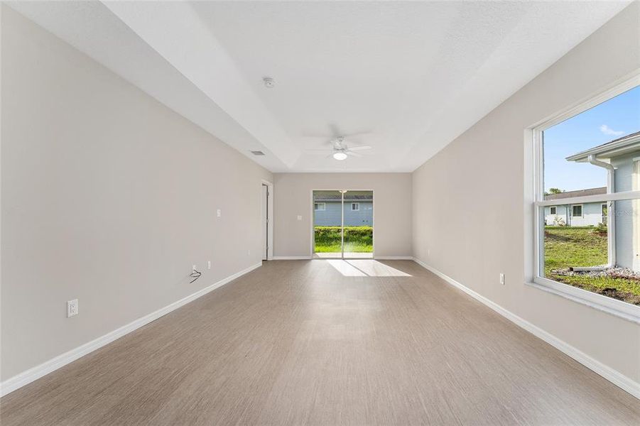 Spacious, unfurnished interior of a new home in , Floral City (Image 40).
