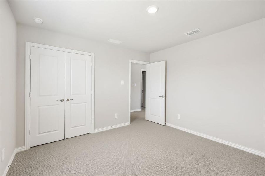 Photo is not of the actual home, but is an inspirational photo of builder’s model home and may depict options, furnishings, and/or decorator features that are not included.