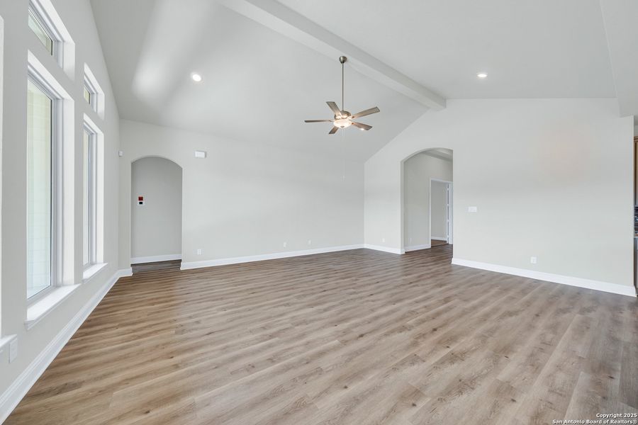 Spacious, unfurnished interior of a new home in Buffalo Crossing, Cibolo (Image 14). Spacious, unfurnished interior of a new home in Buffalo Crossing, Cibolo (Image 14).