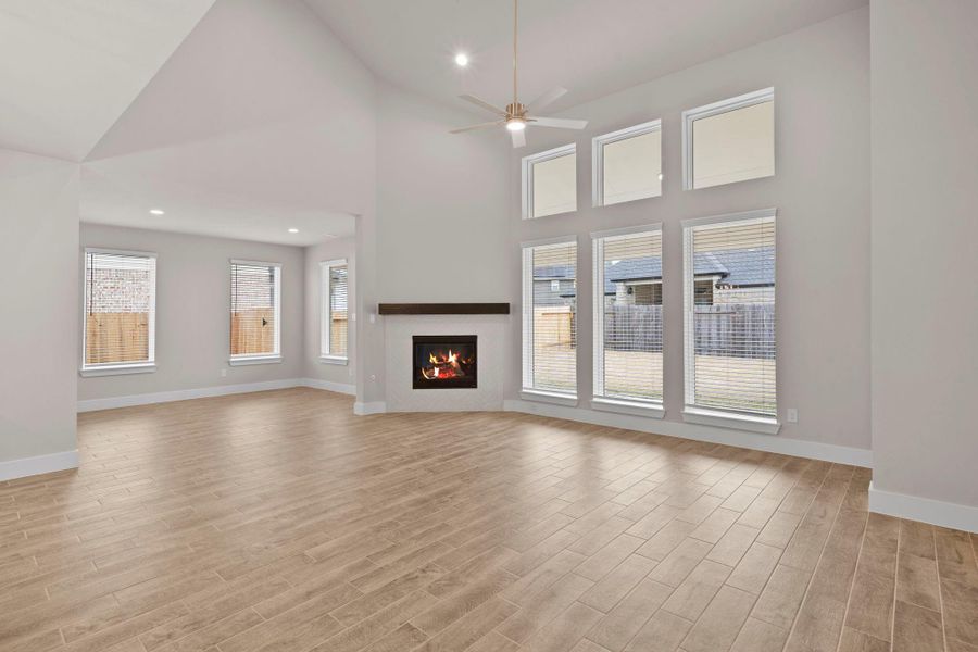 Spacious, unfurnished interior of a new home in Beacon Hill, Waller (Image 22).