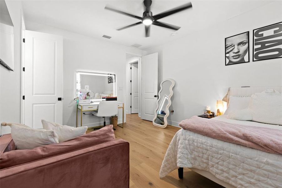 Furnished interior view inside a new home in , Tampa (Image 55).