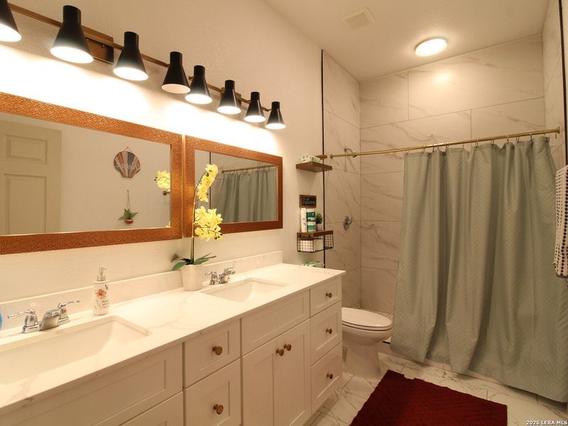 Furnished interior view inside a new home in , Floresville (Image 15).