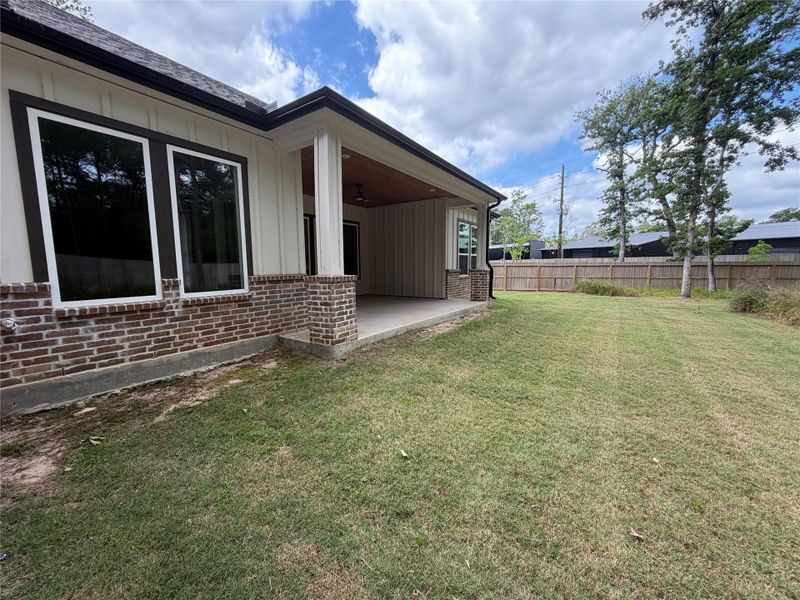Exterior details and patio area of a home in , Magnolia (Image 23).