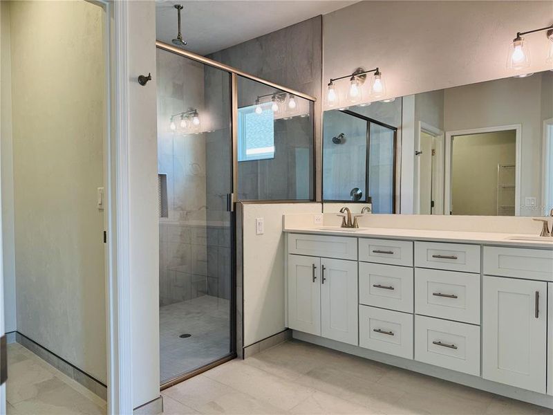 Furnished interior view inside a new home in Grand Oaks, Gainesville (Image 11). Furnished interior view inside a new home in Grand Oaks, Gainesville (Image 11).