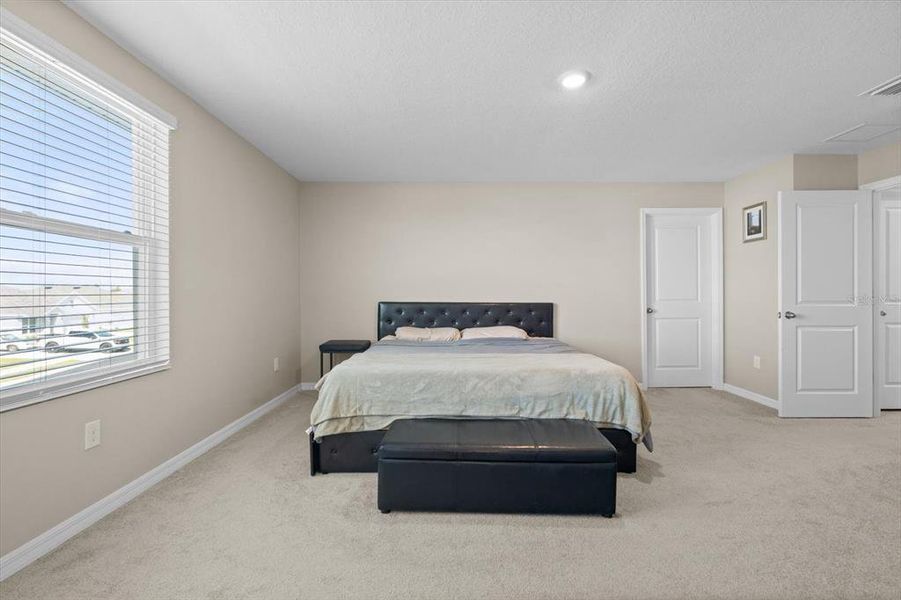 Furnished interior view inside a new home in Silverstone North, Palmetto (Image 5).