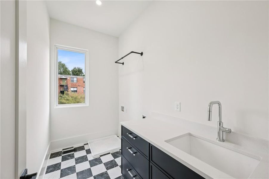 Furnished interior view inside a new home in , Atlanta (Image 7).