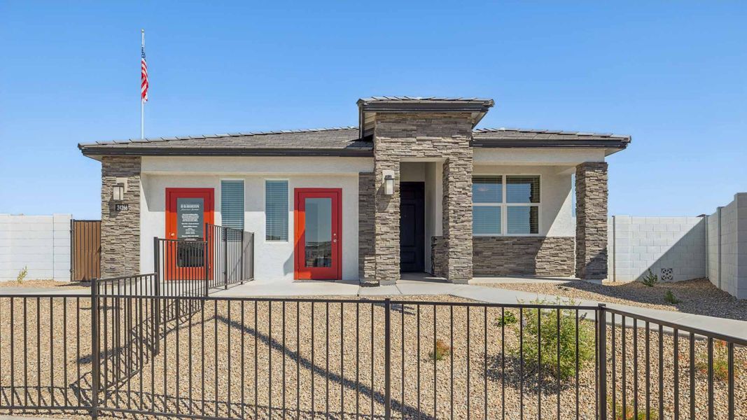 Image 33 of a home in Apache Farms.