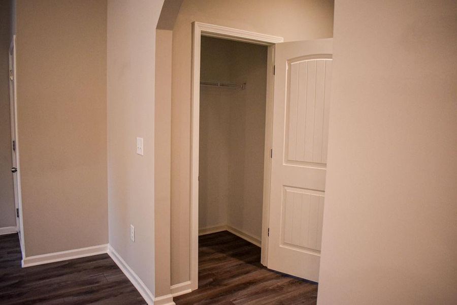 Spacious, unfurnished interior of a new home in , Dallas (Image 54). Spacious, unfurnished interior of a new home in , Dallas (Image 54).