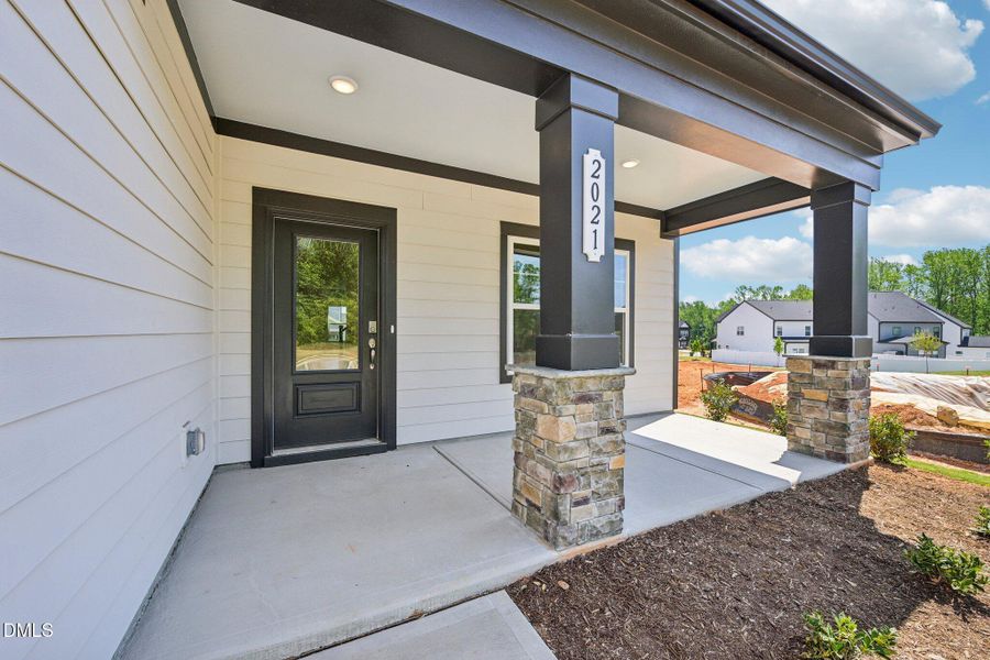 6-web-or-mls-Ken Dr-S1704-006
