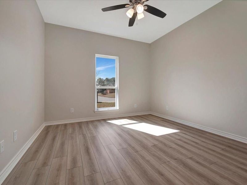 Spacious, unfurnished interior of a new home in , Lufkin (Image 10). Spacious, unfurnished interior of a new home in , Lufkin (Image 10).