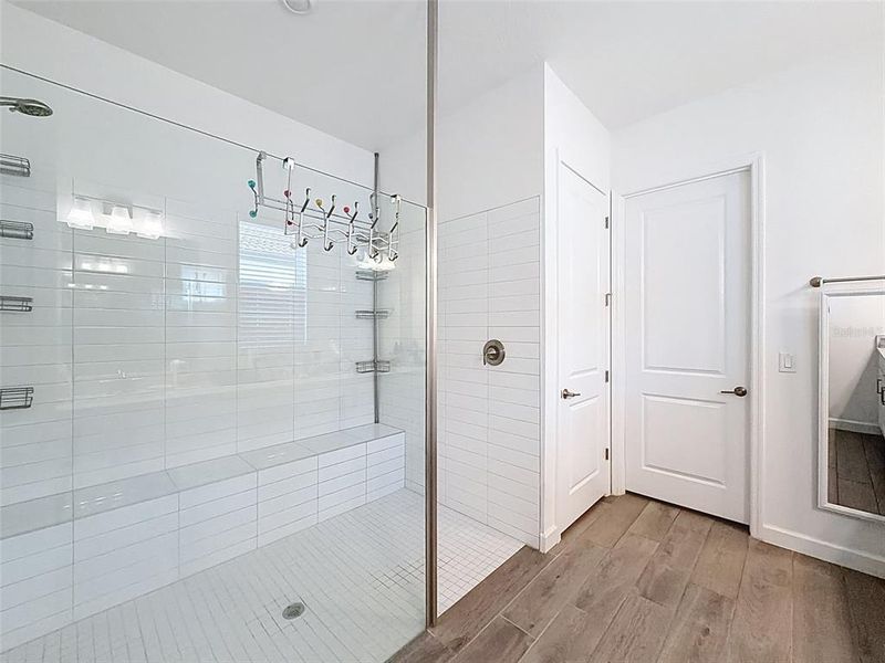 Spacious, unfurnished interior of a new home in Southshore Bay: The Estates, Wimauma (Image 22). Spacious, unfurnished interior of a new home in Southshore Bay: The Estates, Wimauma (Image 22).