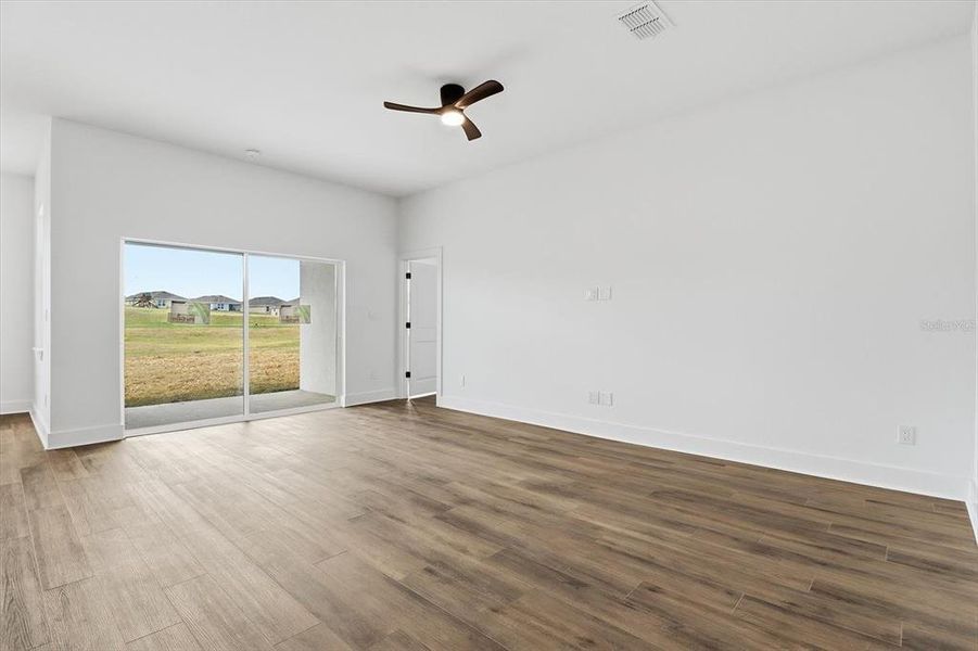 Spacious, unfurnished interior of a new home in , Beverly Hills (Image 30). Spacious, unfurnished interior of a new home in , Beverly Hills (Image 30).