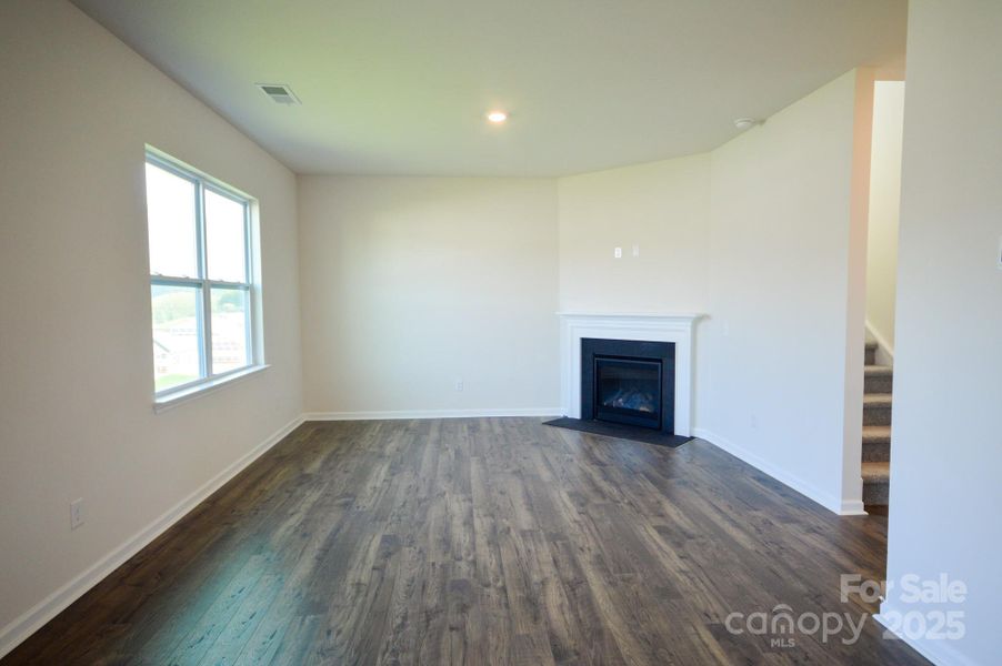 Spacious, unfurnished interior of a new home in Valleywood Farms, Waynesville (Image 26). Spacious, unfurnished interior of a new home in Valleywood Farms, Waynesville (Image 26).