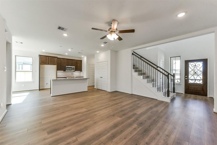Spacious, unfurnished interior of a new home in Colony at Pinehurst, Pinehurst (Image 36). Spacious, unfurnished interior of a new home in Colony at Pinehurst, Pinehurst (Image 36).