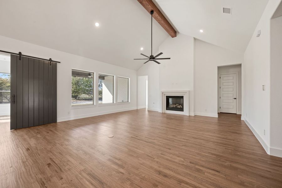 Spacious, unfurnished interior of a new home in Rolling Creek Ranch, Aledo (Image 25). Spacious, unfurnished interior of a new home in Rolling Creek Ranch, Aledo (Image 25).