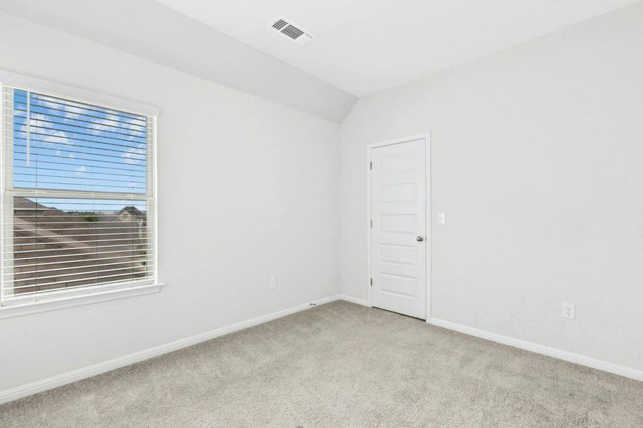 Fourth bedroom. Fourth bedroom.