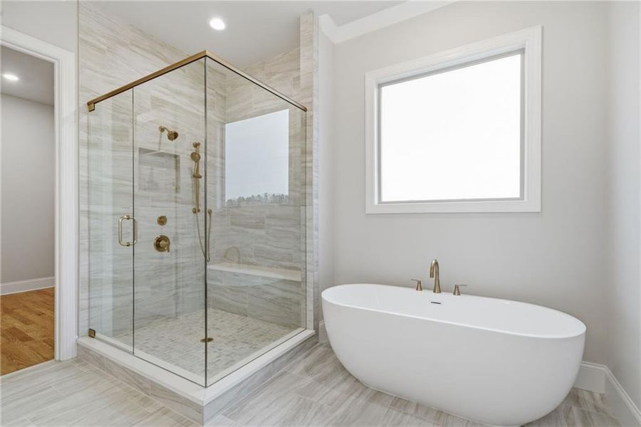 Furnished interior view inside a new home in , Gainesville (Image 16).