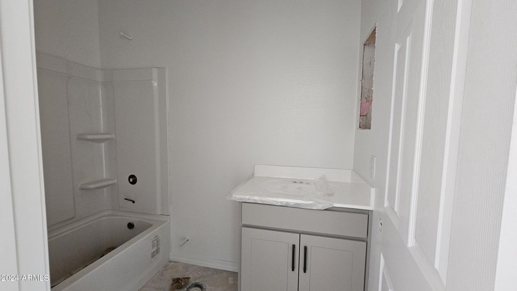 3 3rd Bathroom - Copy