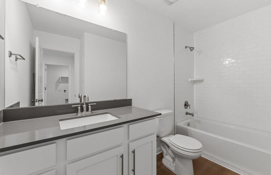 Furnished interior view inside a new home in Horizon Lake, Leander (Image 5). Furnished interior view inside a new home in Horizon Lake, Leander (Image 5).