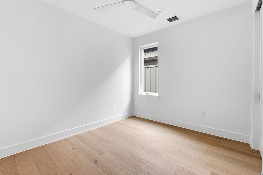 Spacious, unfurnished interior of a new home in , Austin (Image 18).