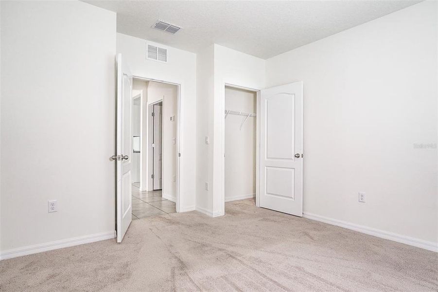 Spacious, unfurnished interior of a new home in , Zellwood (Image 30).
