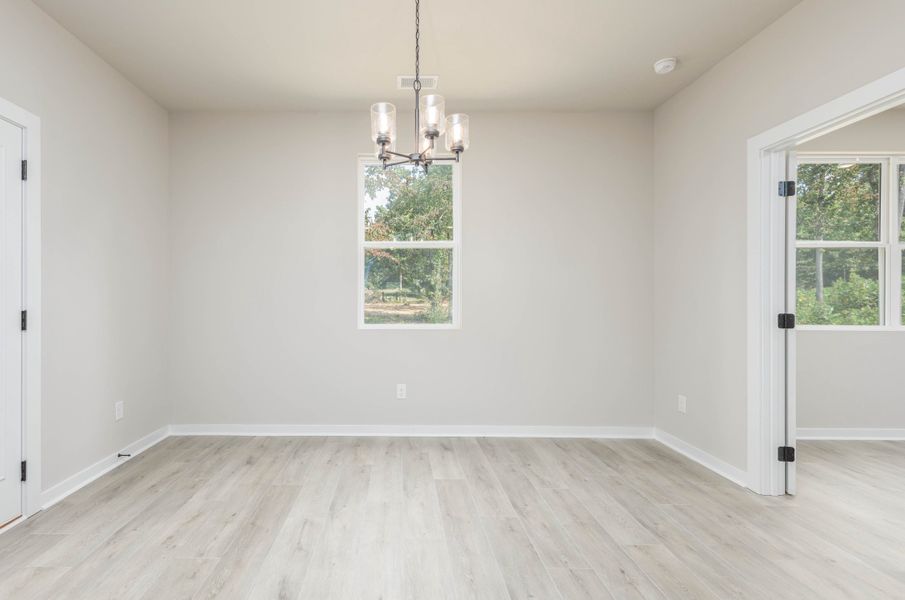 Representative unfurnished interior of a home built from the Rosewood by Nason Homes in Woodland Farms, Dickson (Image 17).