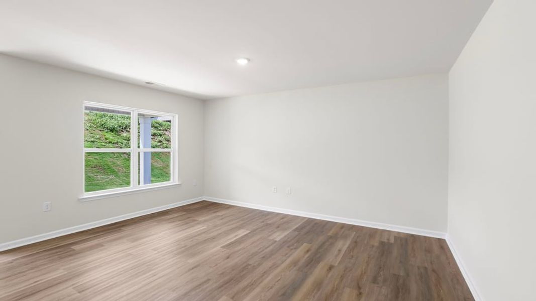 Spacious, unfurnished interior of a new home in Gibson Grove, Laurens (Image 21).