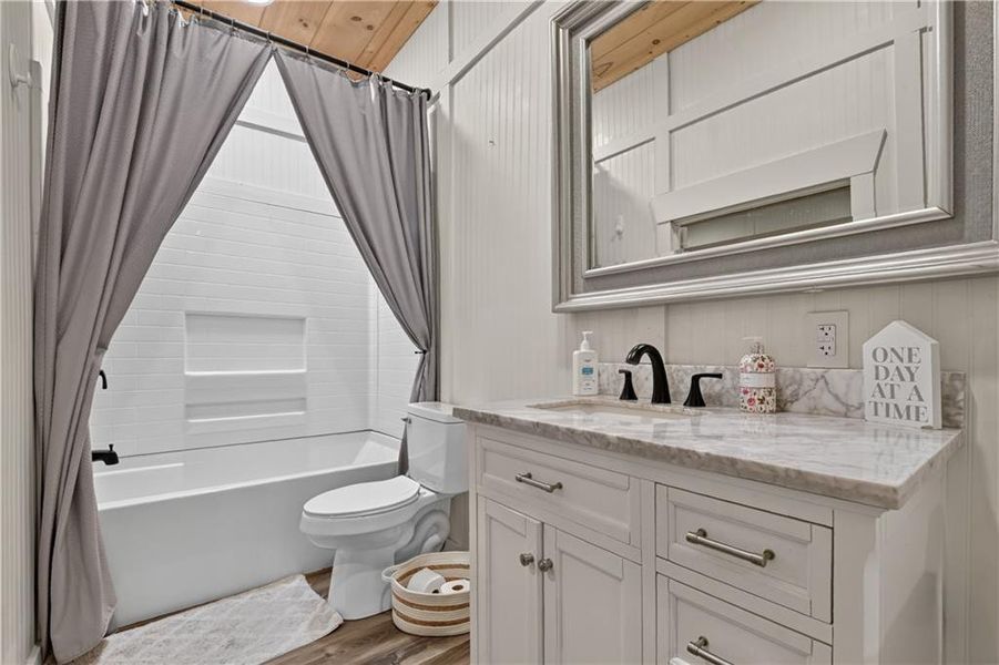Furnished interior view inside a new home in , Ellijay (Image 15). Furnished interior view inside a new home in , Ellijay (Image 15).