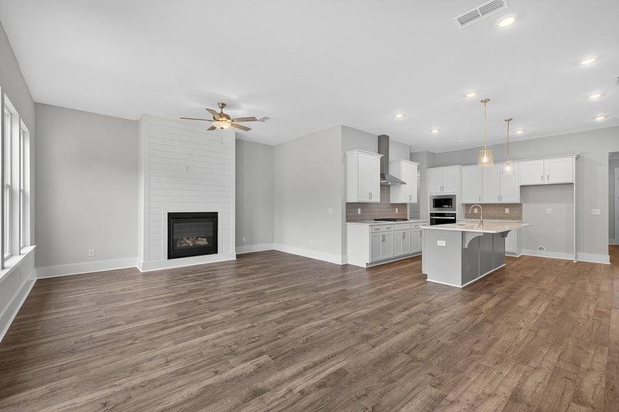 Spacious, unfurnished interior of a new home in Red Bird Manor, Jefferson (Image 19). Spacious, unfurnished interior of a new home in Red Bird Manor, Jefferson (Image 19).