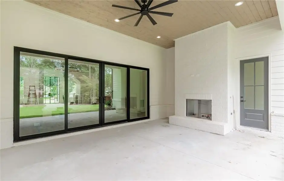 Exterior details and patio area of a home in , Alpharetta (Image 3).