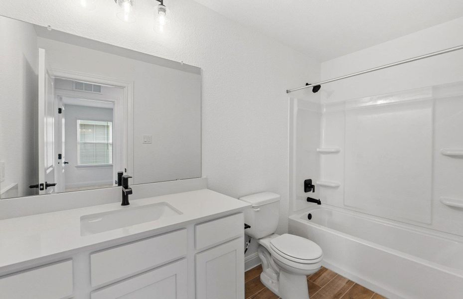 Furnished interior view inside a new home in Horizon Lake, Leander (Image 9). Furnished interior view inside a new home in Horizon Lake, Leander (Image 9).