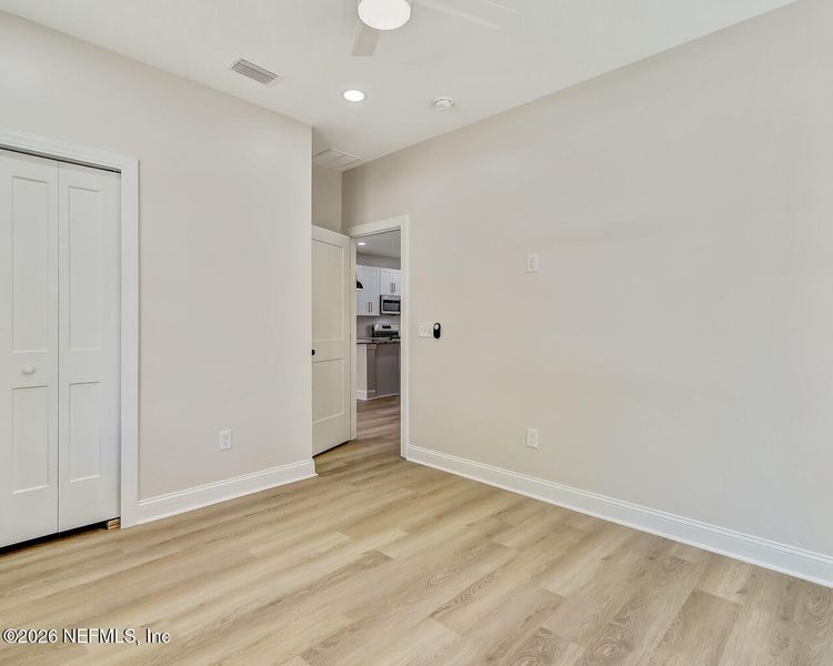Spacious, unfurnished interior of a new home in , Jacksonville (Image 35).