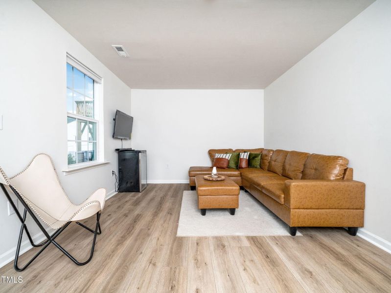 21-web-or-mls-6429 Pathfinder-4 21-web-or-mls-6429 Pathfinder-4