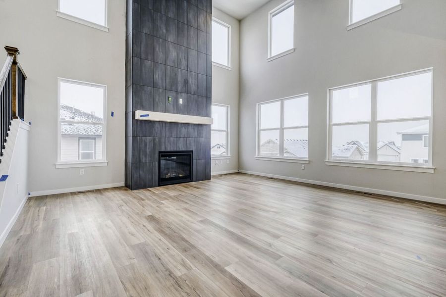 8335 Jesse - Living Area