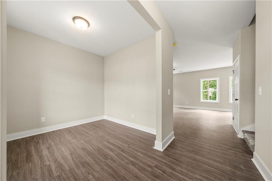 Spacious, unfurnished interior of a new home in Benson Estates, Dallas (Image 26).