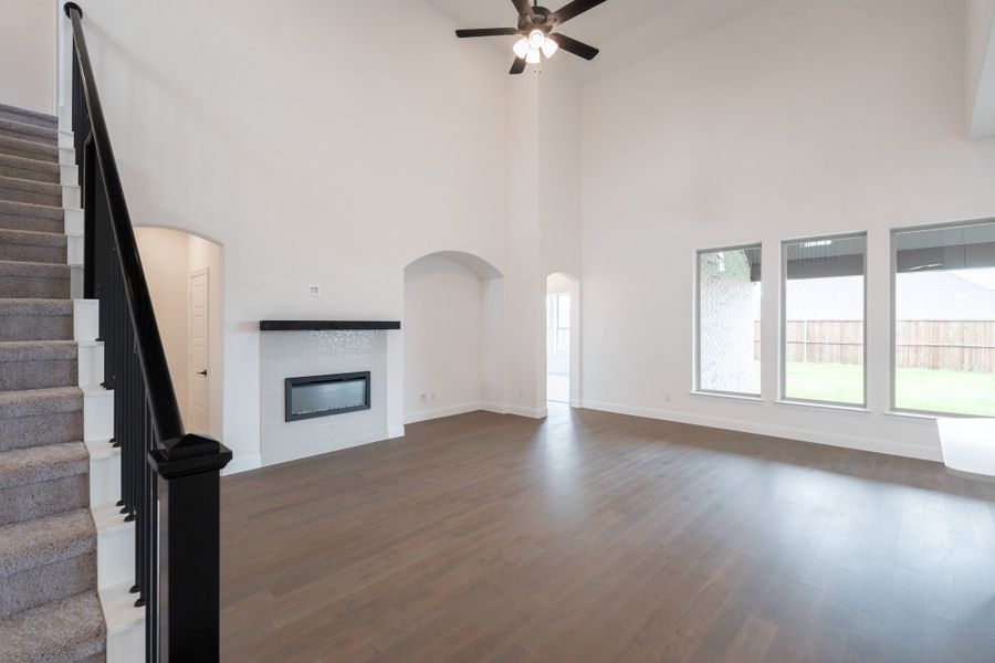 Spacious, unfurnished interior of a new home in Enclave at Legacy Hills, Celina (Image 18). Spacious, unfurnished interior of a new home in Enclave at Legacy Hills, Celina (Image 18).